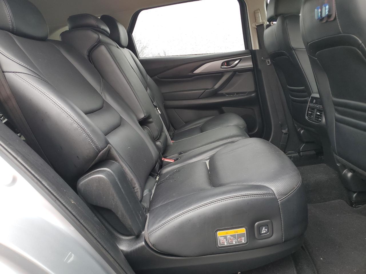 2022 MAZDA CX-9 TOURING VIN:JM3TCBCY4N0607180