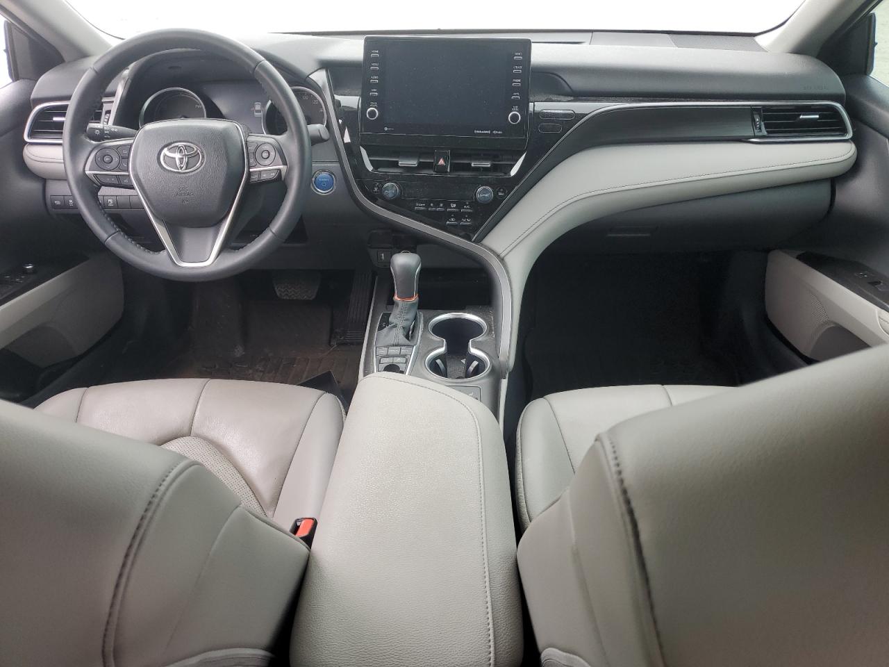 2022 TOYOTA CAMRY XLE VIN:4T1F31AK6NU592541