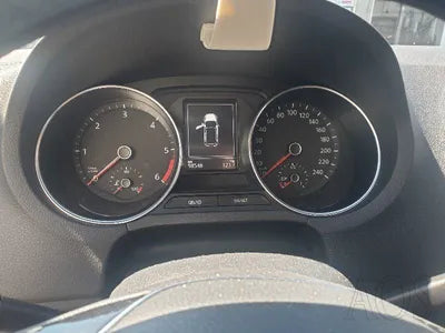 2015 Volkswagen Polo VIN: