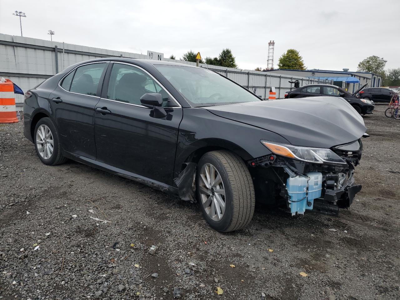 2022 TOYOTA CAMRY LE VIN:4T1C11AK8NU646107
