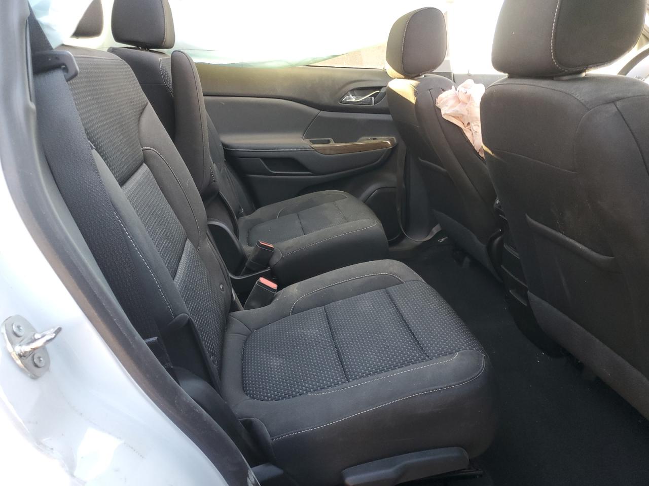 2023 GMC ACADIA SLE VIN:1GKKNKL43PZ235541
