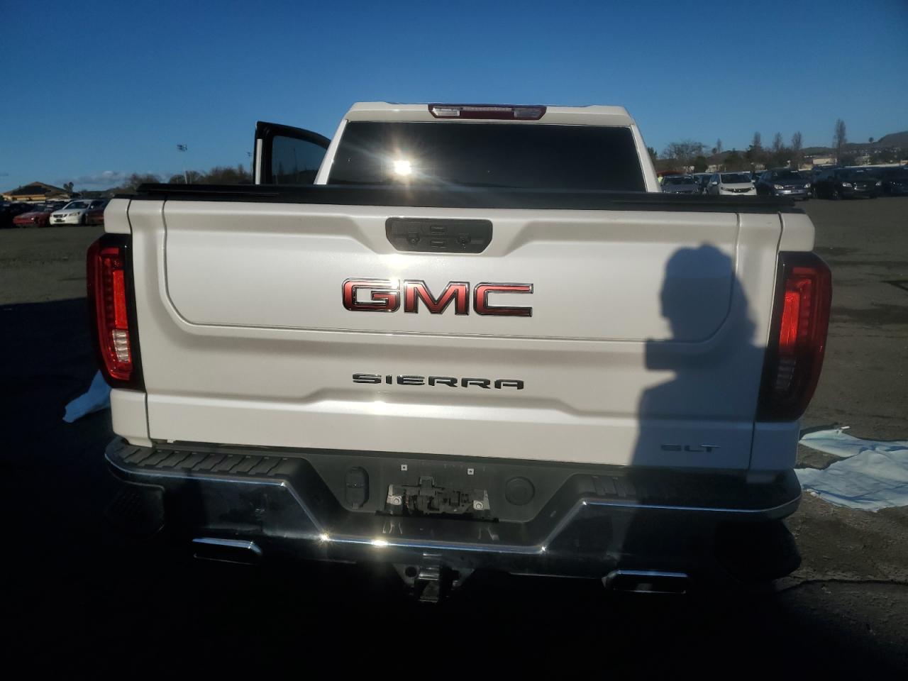 2023 GMC SIERRA K1500 SLT VIN:3GTUUDED0PG146817