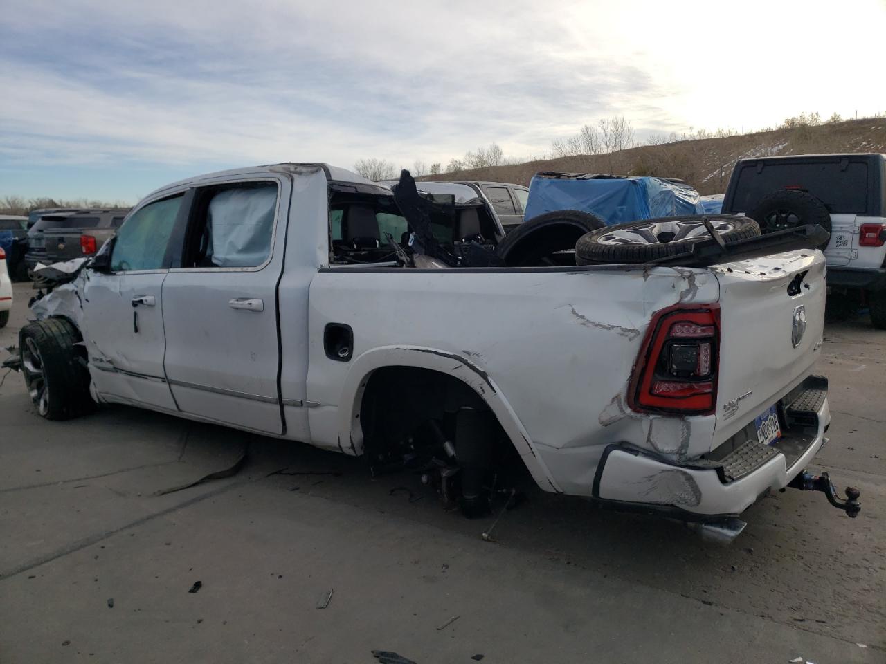 2024 RAM 1500 LIMITED VIN:1C6SRFHT6RN181404