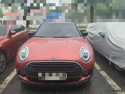 2021 MINI Clubman VIN: