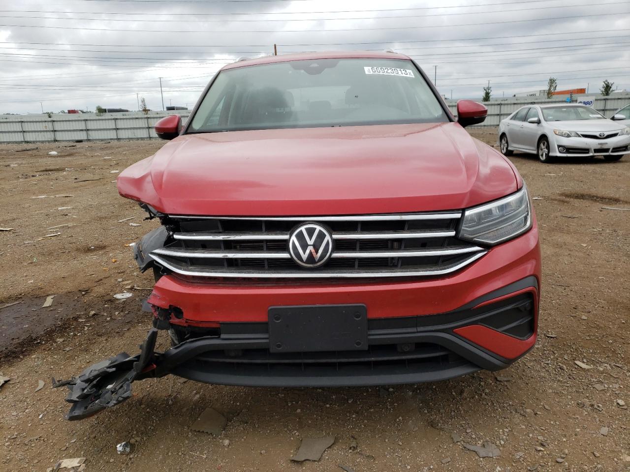 2022 VOLKSWAGEN TIGUAN SE VIN:3VV2B7AX4NM135303