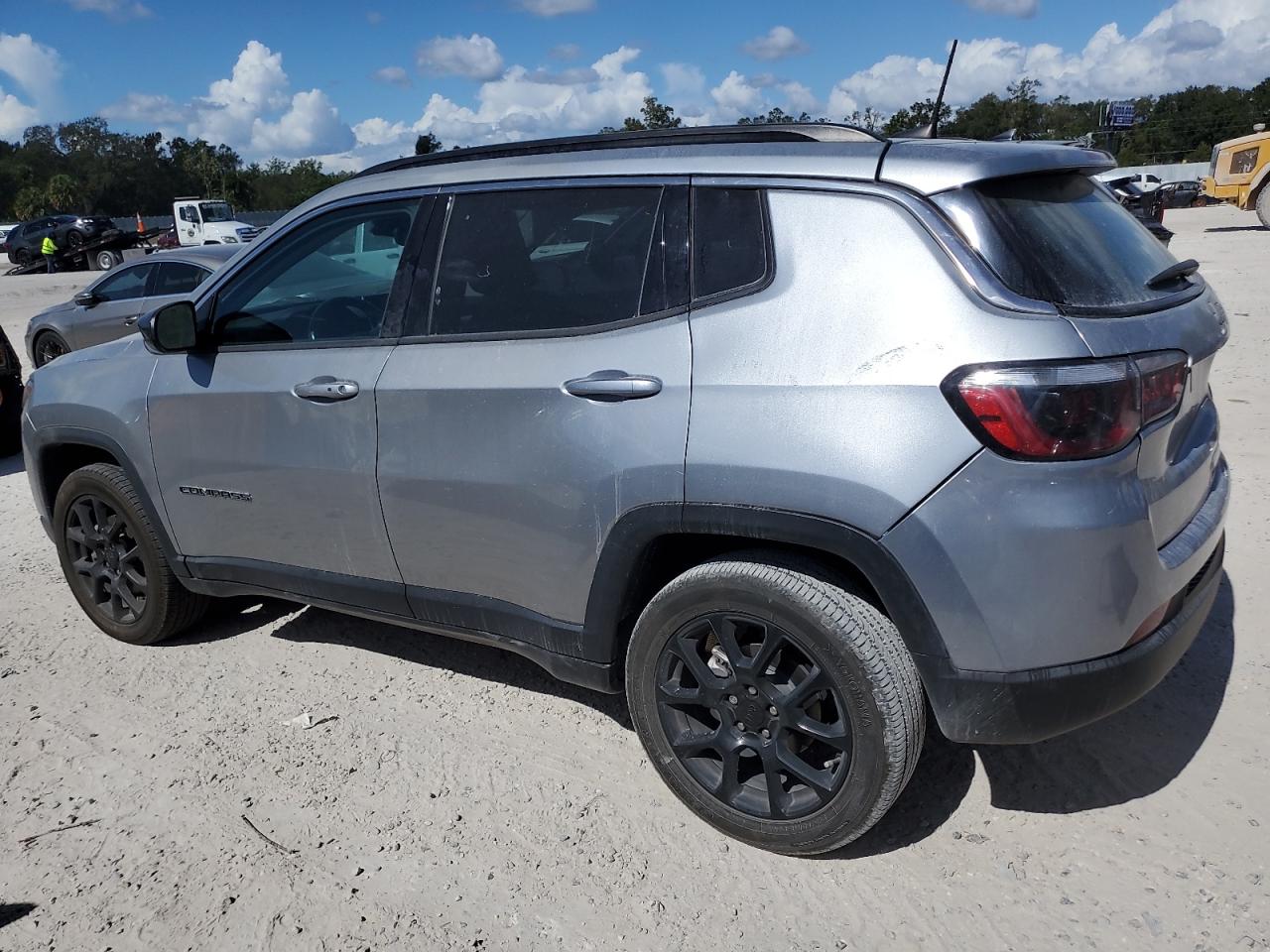 2022 JEEP COMPASS LATITUDE LUX VIN:3C4NJDFB8NT125972