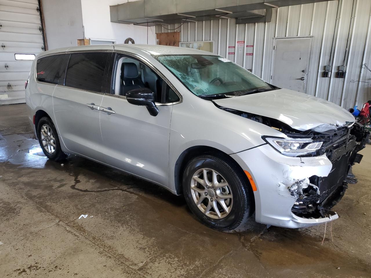 2024 CHRYSLER PACIFICA TOURING L VIN:2C4RC1BG3RR128296