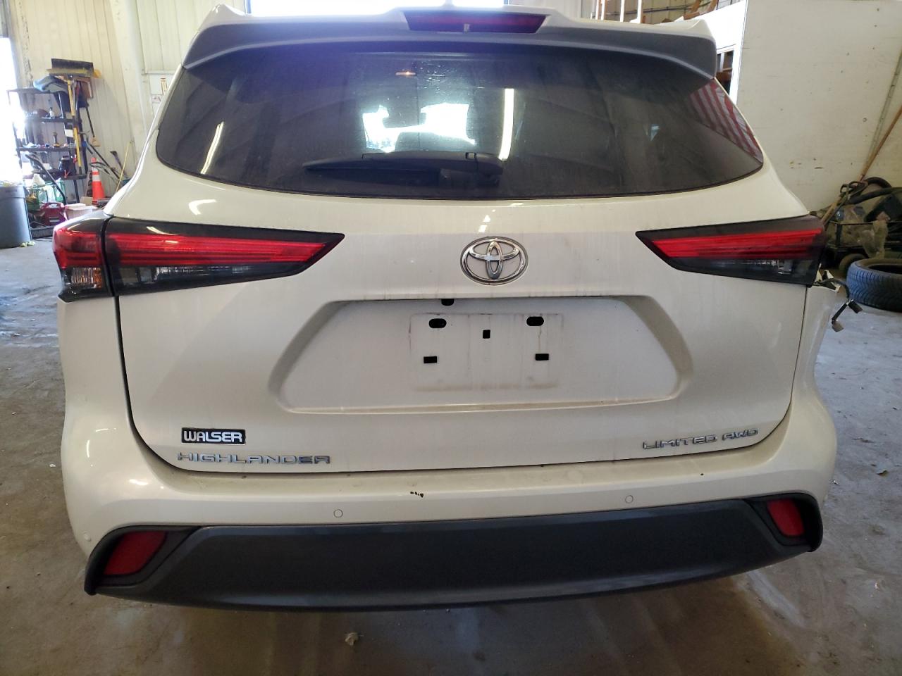 2022 TOYOTA HIGHLANDER LIMITED VIN:5TDDZRBH9NS570212