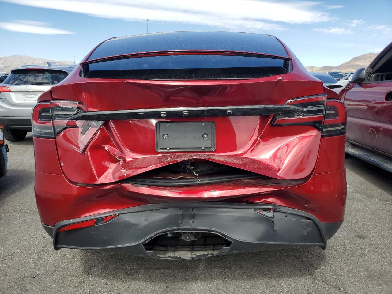 2024 TESLA MODEL X  VIN:7SAXCAE5XRF447002
