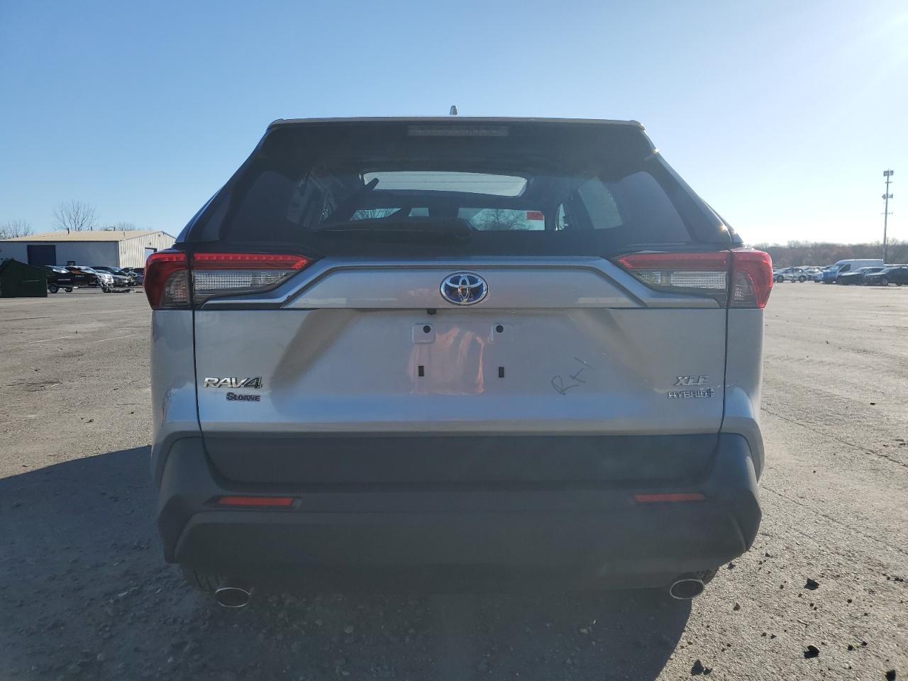 2024 TOYOTA RAV4 XLE VIN:2T3RWRFV5RW192330