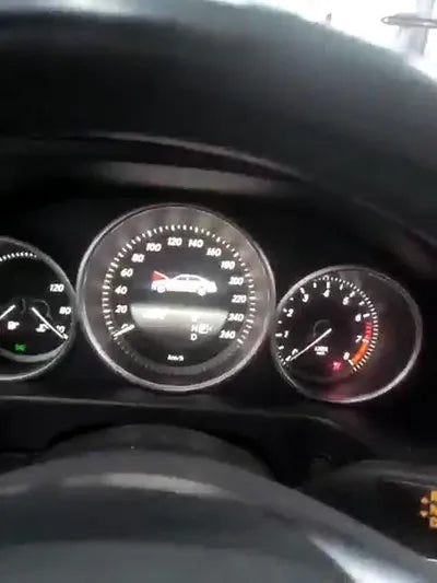 2016 Mercedes-Benz E 300 WDDHF5FB2GB289684 VIN:WDDHF5FB2GB289684