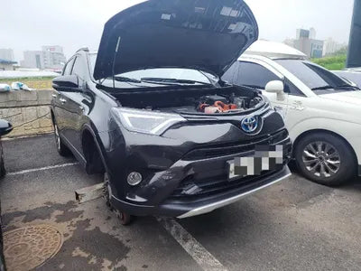 2016 Toyota RAV4 VIN: