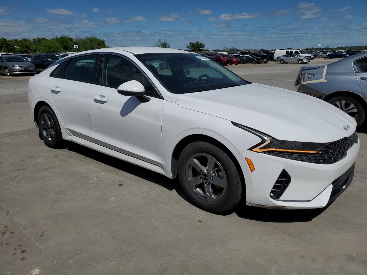 2022 KIA K5 LXS VIN:5XXG14J2XNG157723