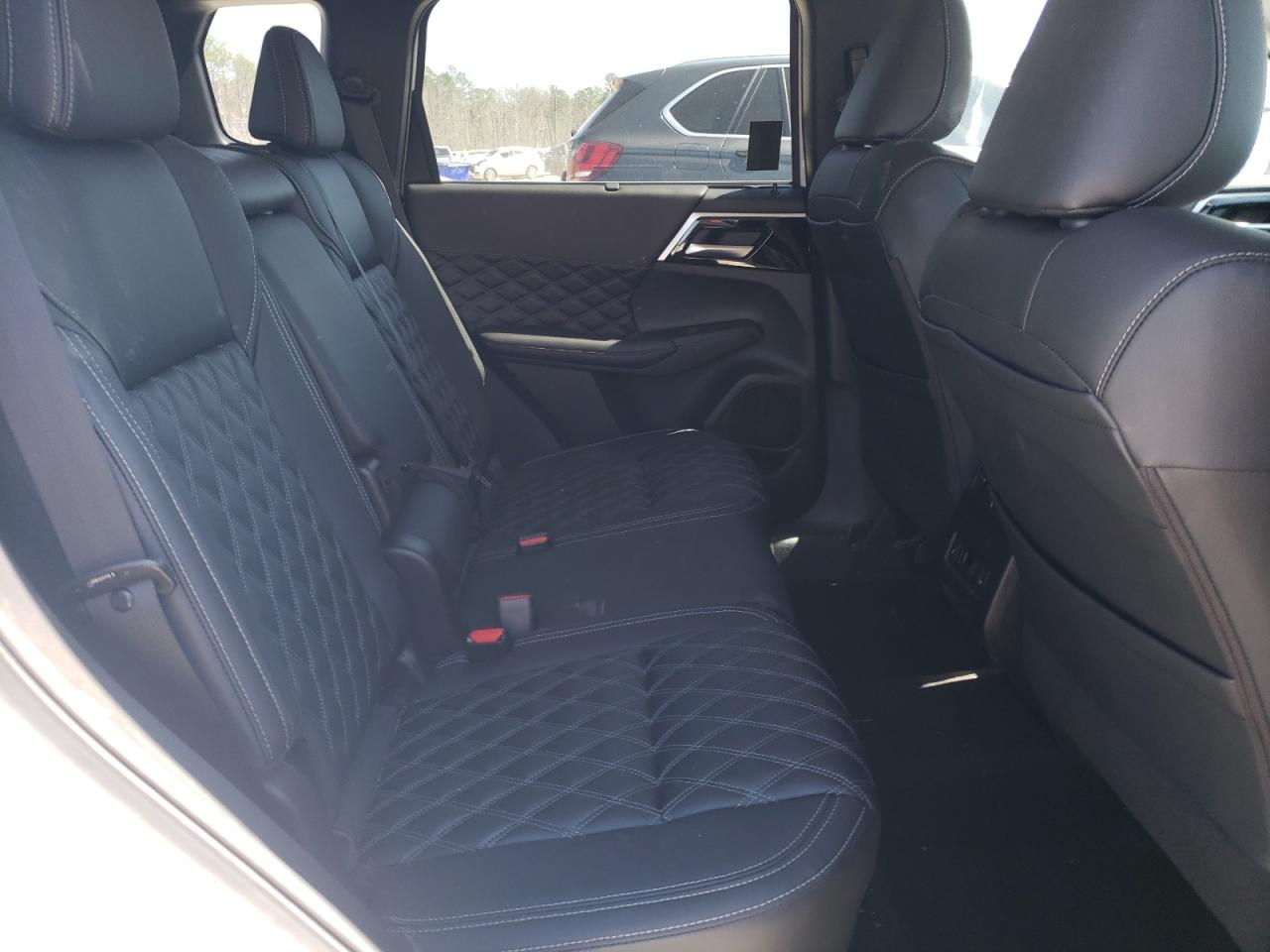 2024 MITSUBISHI OUTLANDER SEL VIN:JA4J3WA83RZ016375