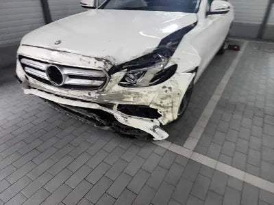 2016 Mercedes-Benz E 300 VIN: