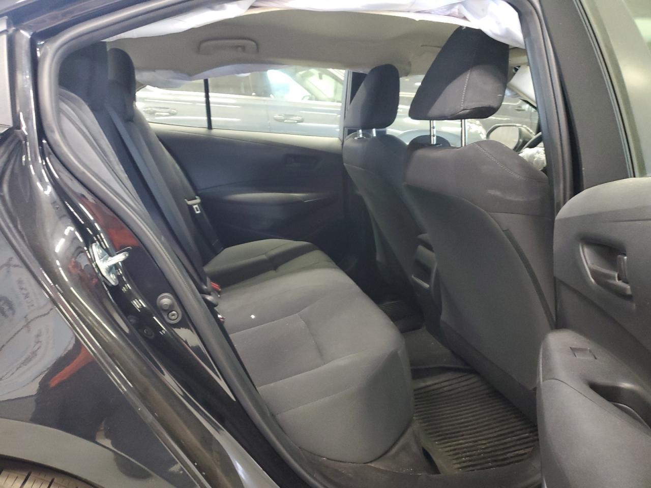 2022 TOYOTA COROLLA LE VIN:JTDEPMAE7NJ227853