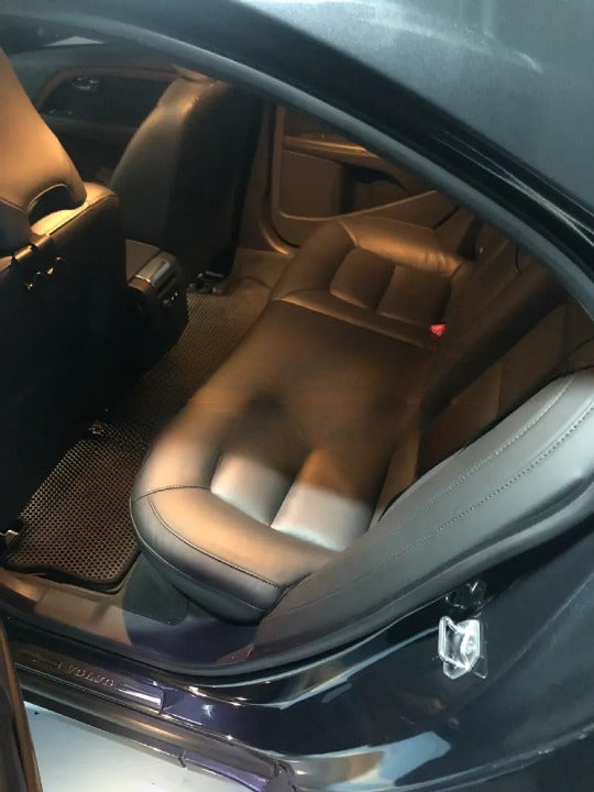 YV1AS84BBF1190518 2025-100312