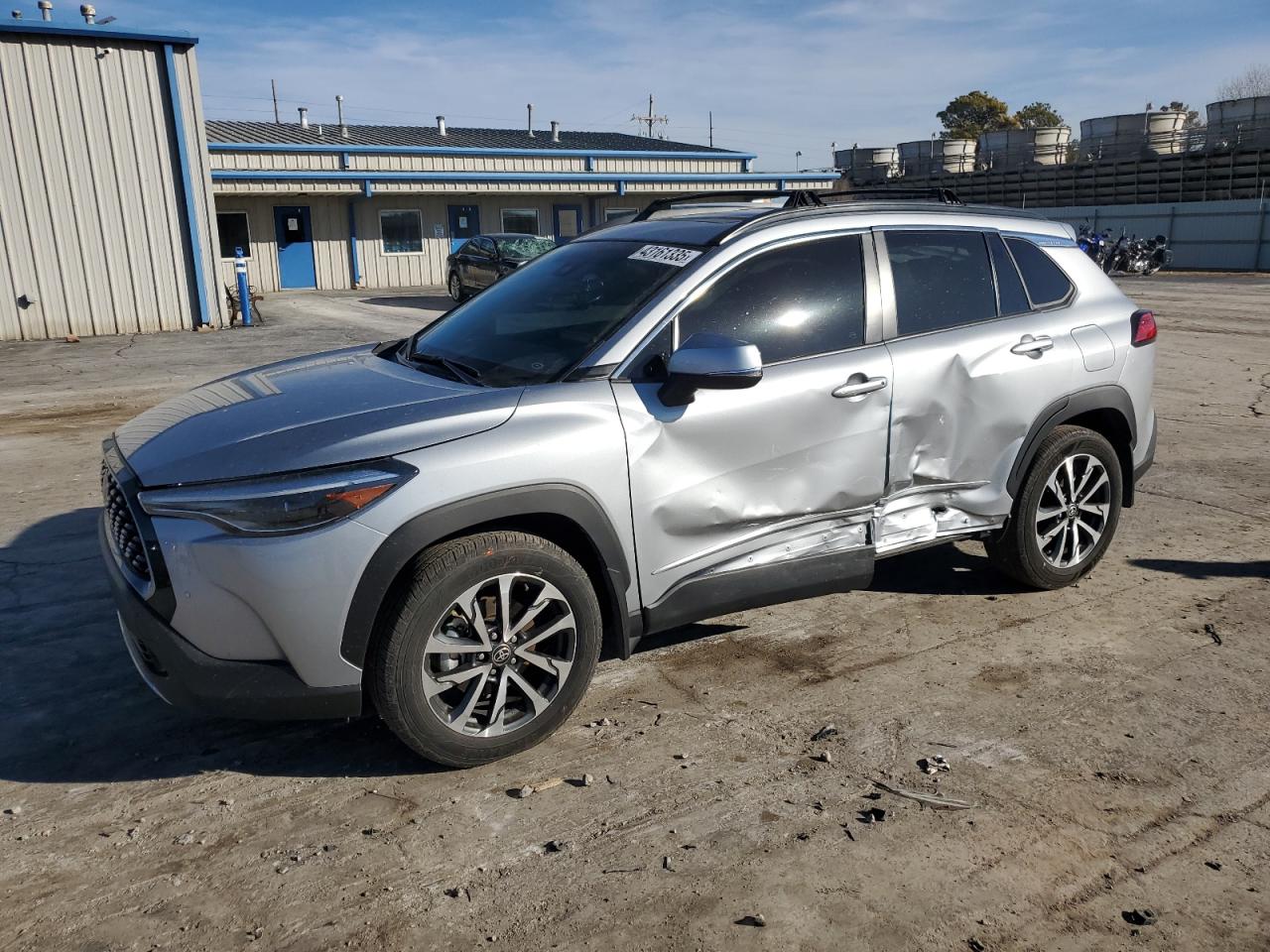 2022 TOYOTA COROLLA CROSS XLE VIN:7MUDAAAG3NV033813