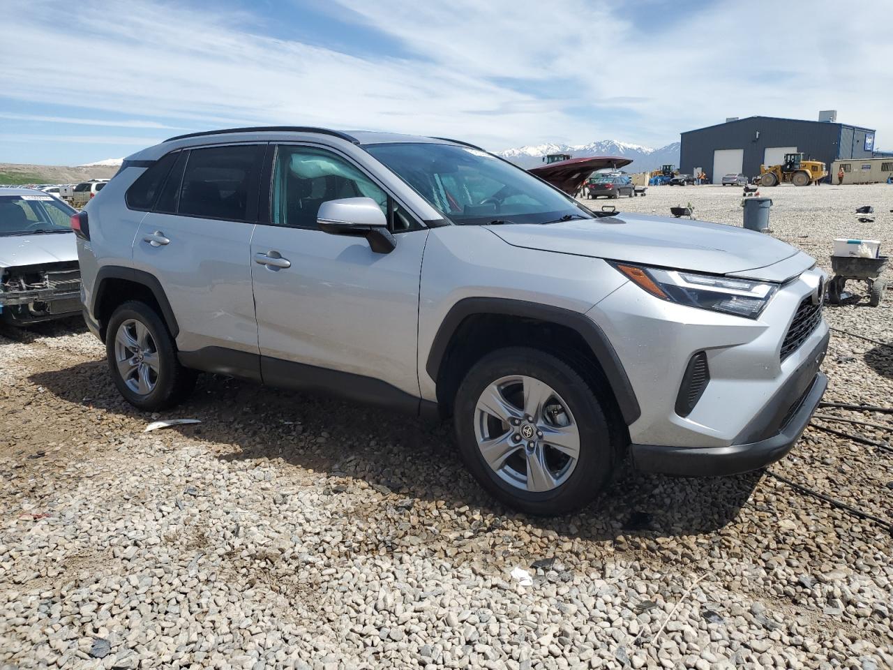 2022 TOYOTA RAV4 XLE VIN:2T3P1RFV8NW284998