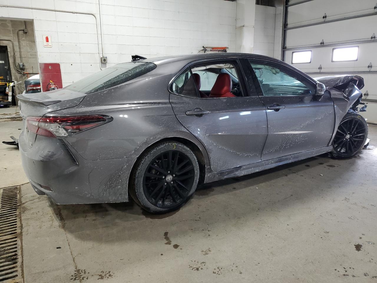 2022 TOYOTA CAMRY XSE VIN:4T1K61BK6NU049856