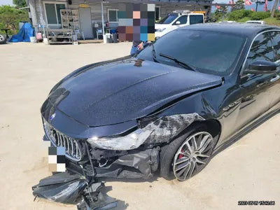 2017 Maserati Ghibli VIN: