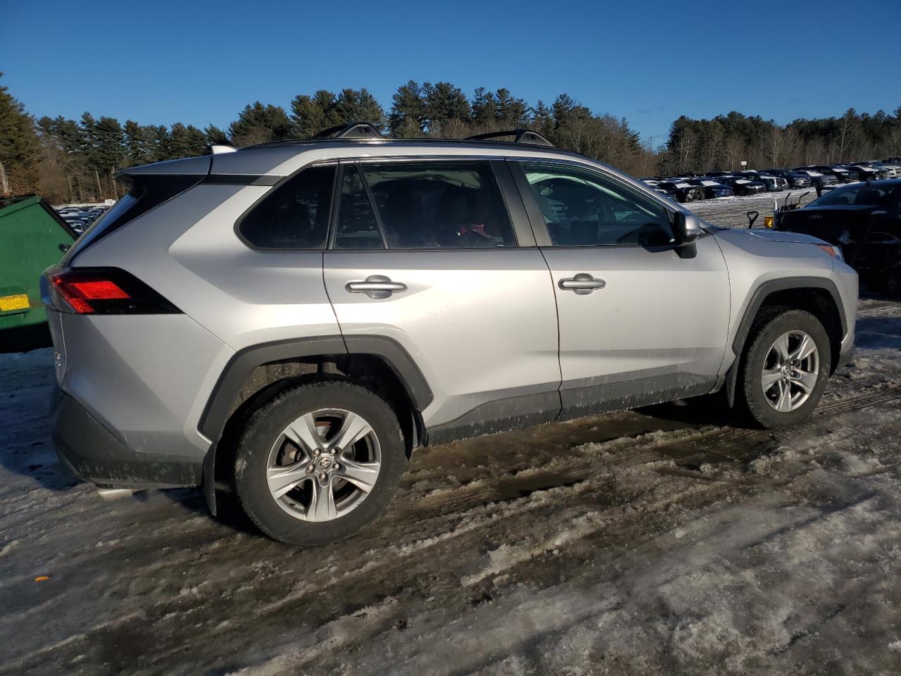 2022 TOYOTA RAV4 XLE VIN:2T3P1RFV9NC258623