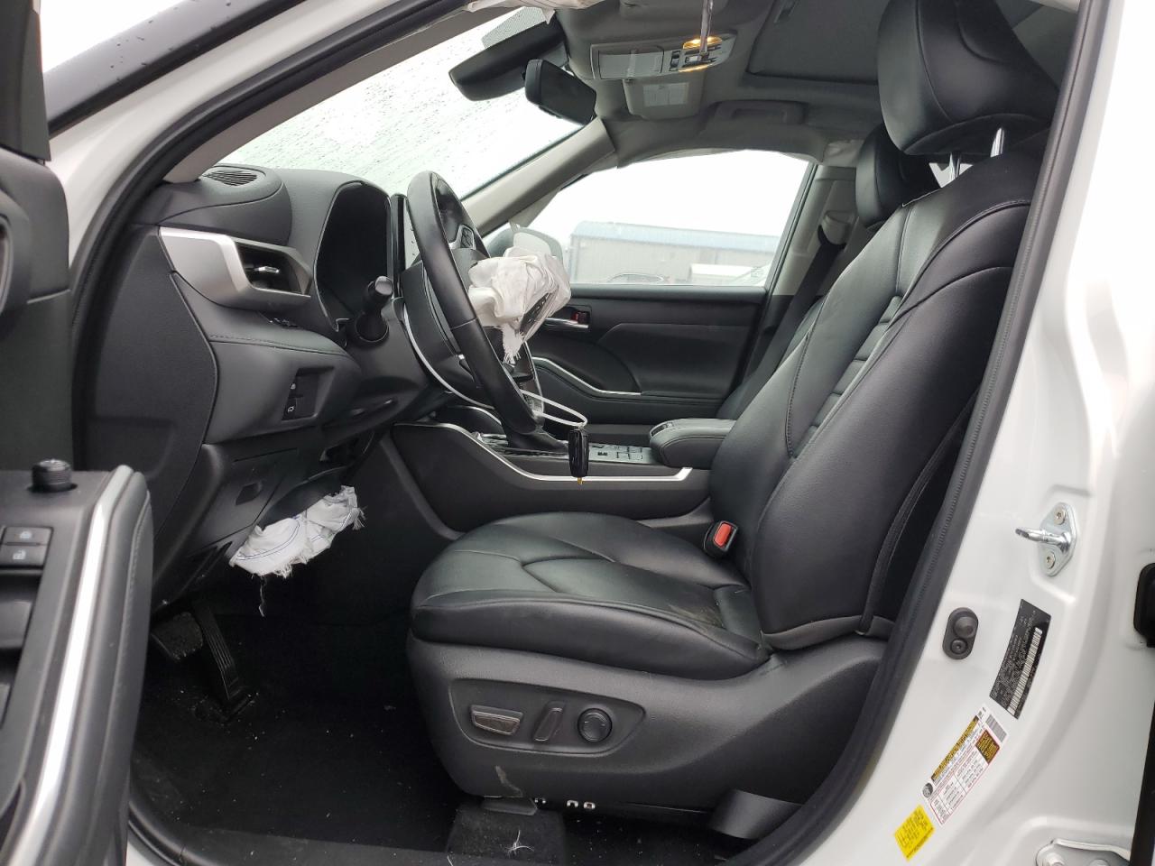 2022 TOYOTA HIGHLANDER XLE VIN:5TDGZRBH6NS194792