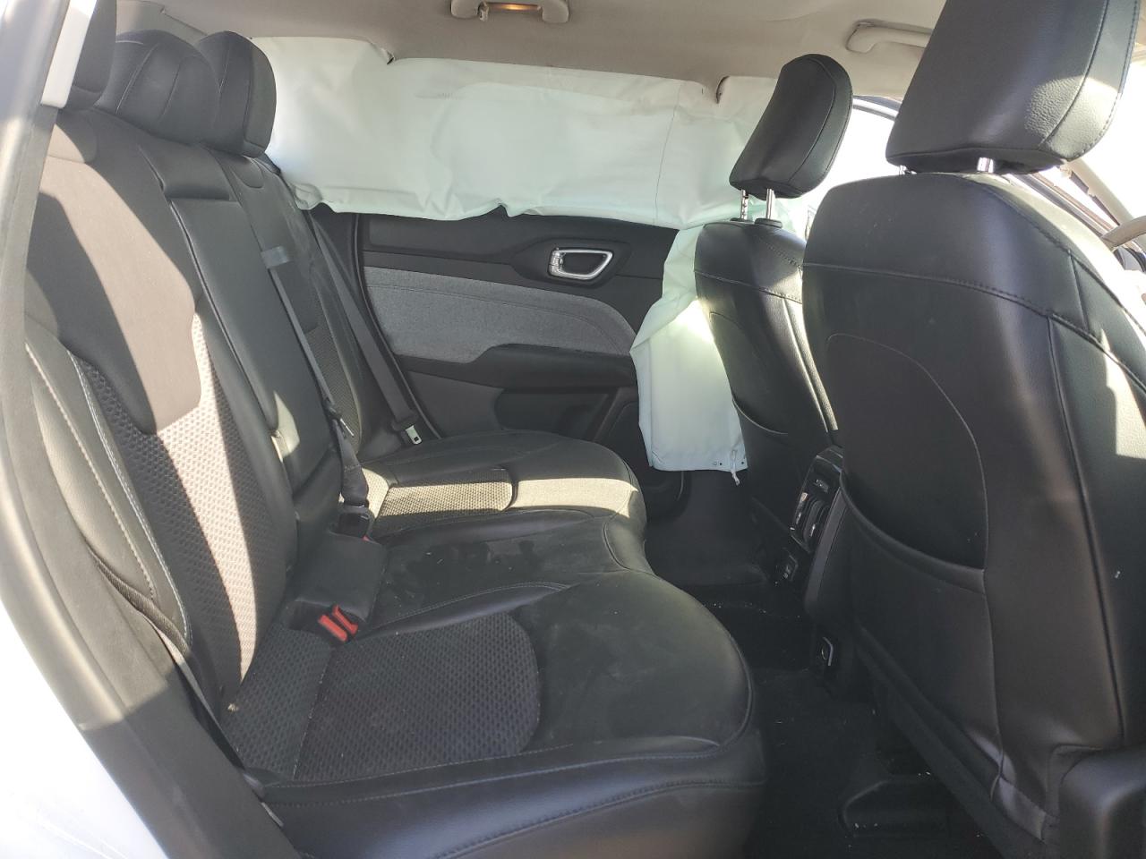 2022 JEEP COMPASS LATITUDE VIN:3C4NJCBB2NT149586