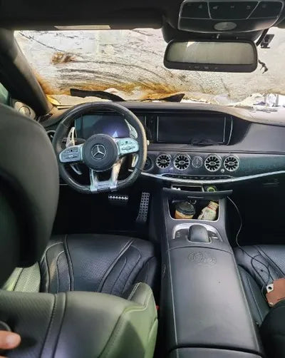 2014 Mercedes-Benz S 63 AMG VIN: