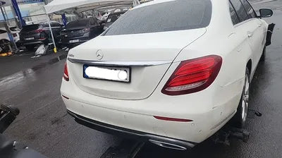 2017 Mercedes-Benz E 220 205KMWDDZF0EB8HA0 VIN:205KMWDDZF0EB8HA0