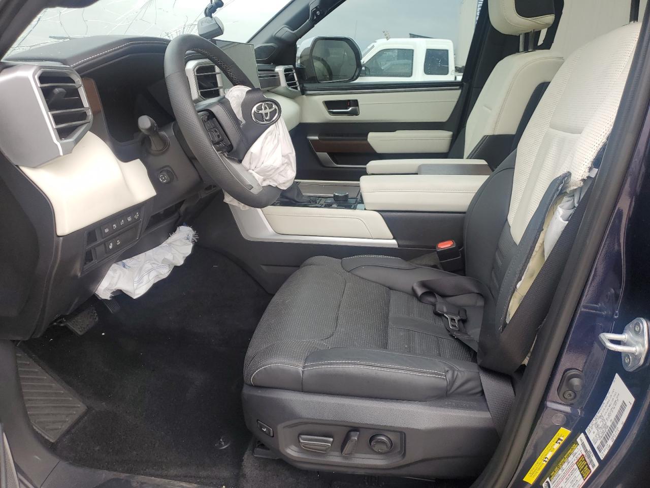 2024 TOYOTA SEQUOIA SR5 VIN:7SVAAABA9RX039208