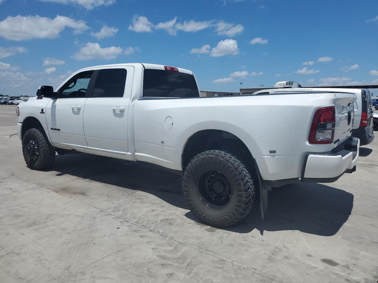 2022 RAM 3500 BIG HORN/LONE STAR VIN:3C63RRHL4NG214280