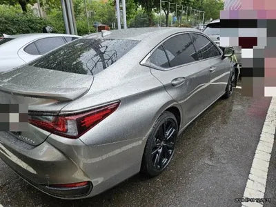 2022 Lexus ES 300 VIN: