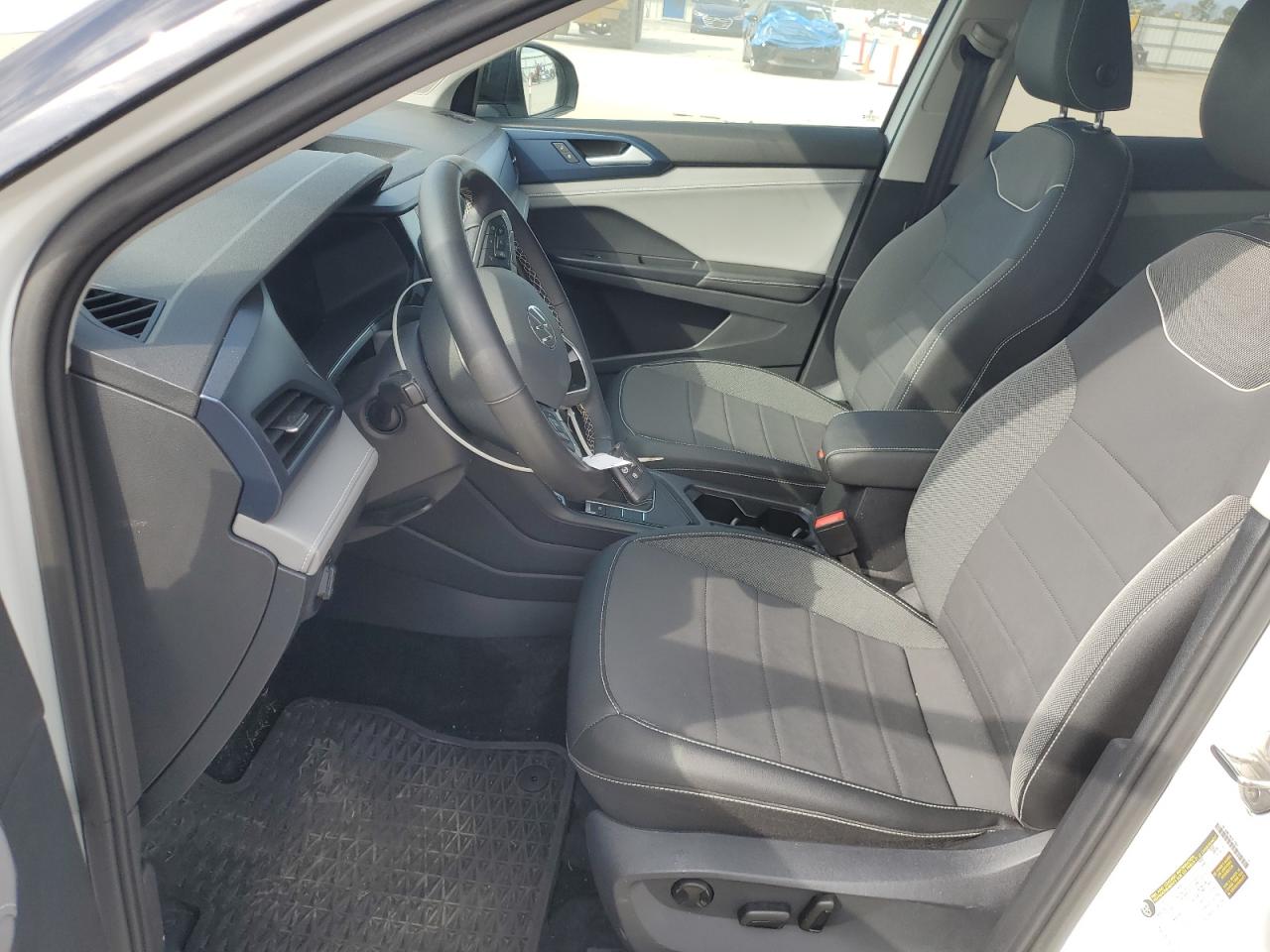 2024 VOLKSWAGEN TAOS SE VIN:3VVEX7B27RM020749