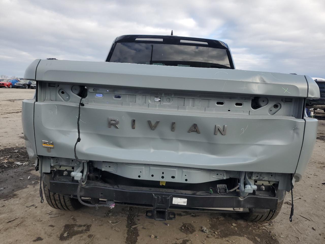 2022 RIVIAN R1T ADVENTURE VIN:7FCTGAAA4NN014249