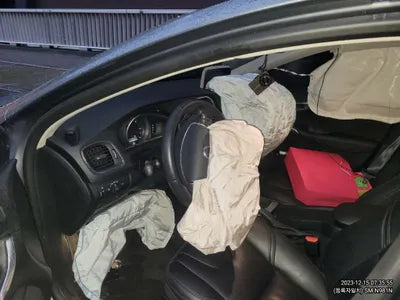 2018 Volvo V40 388KMYV1MV79K0J24 VIN:388KMYV1MV79K0J24
