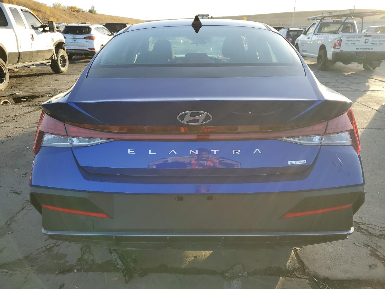 2024 HYUNDAI ELANTRA BLUE VIN:KMHLM4DJ6RU109575