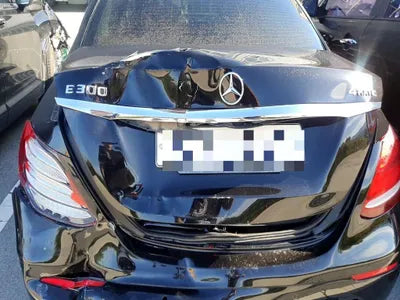 2017 Mercedes-Benz E 300 VIN: