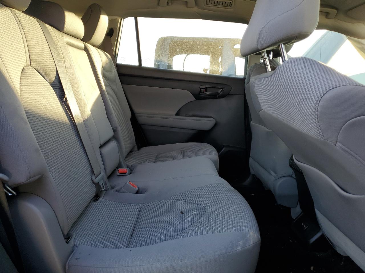 2022 TOYOTA HIGHLANDER L VIN:5TDZZRAHXNS105459