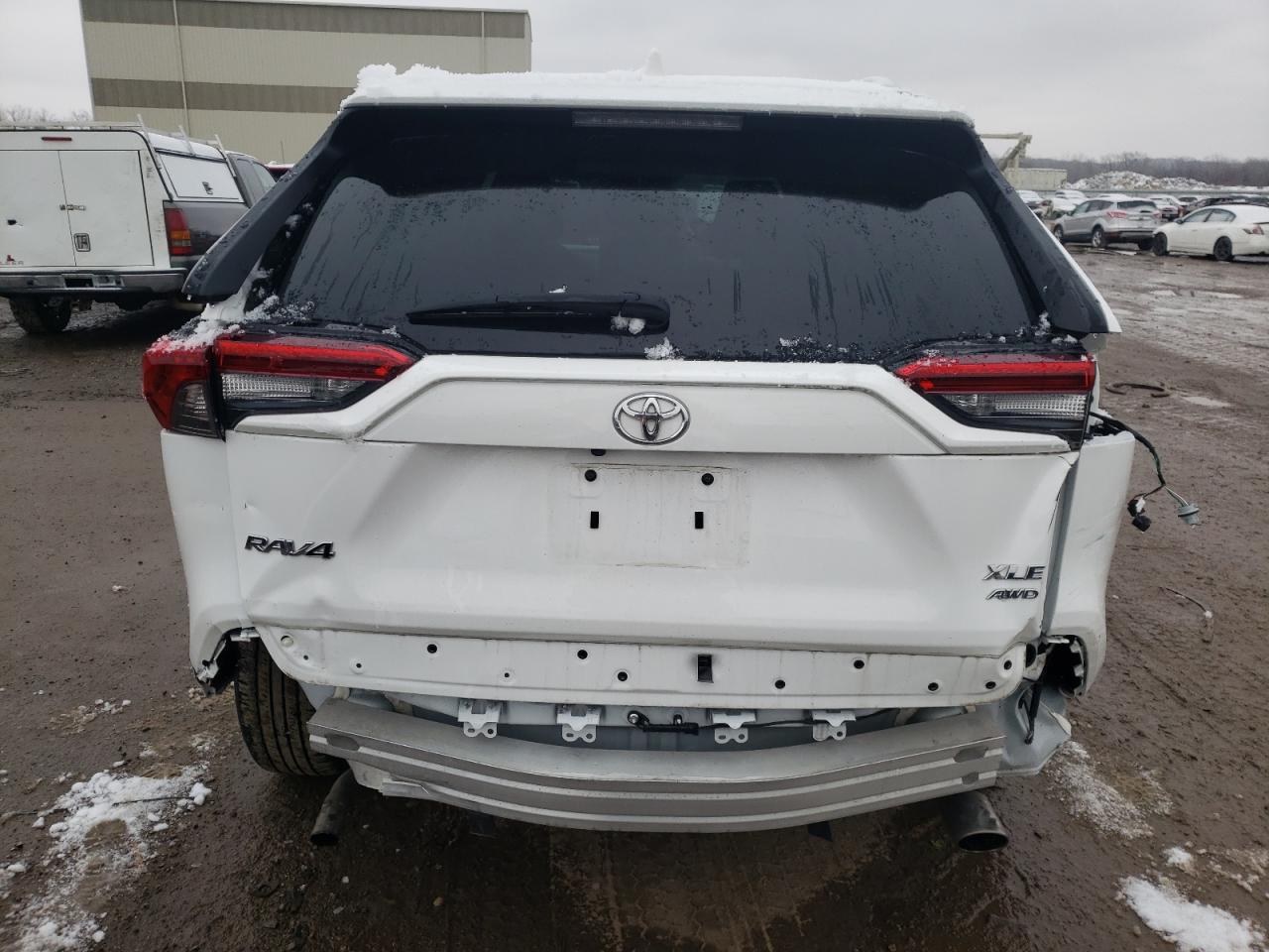 2022 TOYOTA RAV4 XLE VIN:2T3P1RFV2NC265655