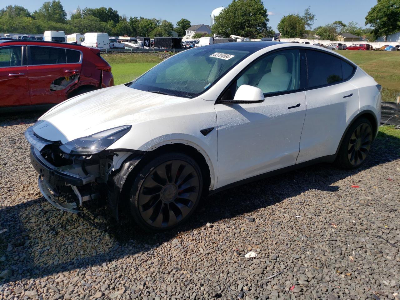 2022 TESLA MODEL Y  VIN:7SAYGDEF4NF522385