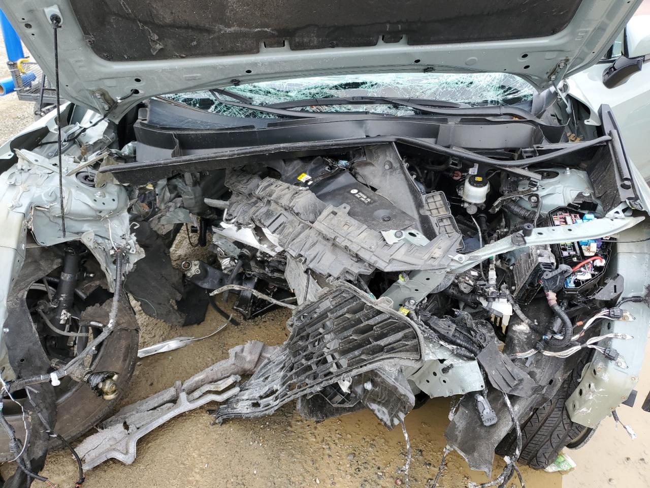 2022 TOYOTA RAV4 XLE VIN:2T3W1RFV2NW190126