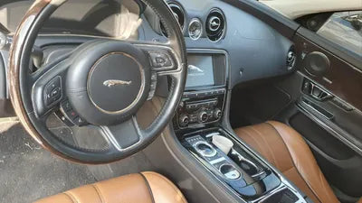 2017 Jaguar XJ SAJAA1296HNW06955 VIN:SAJAA1296HNW06955