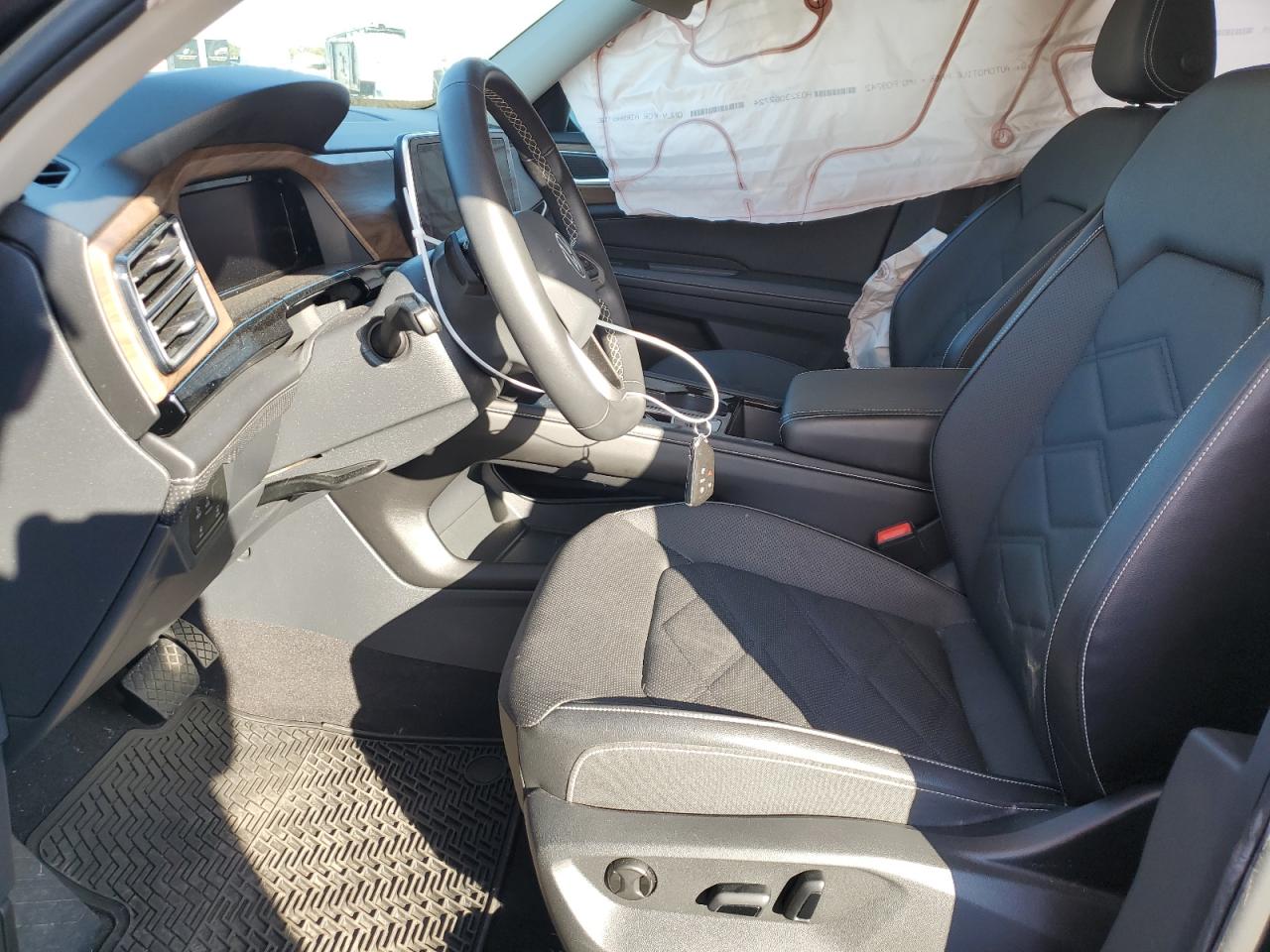 2024 VOLKSWAGEN ATLAS SE VIN:1V2JR2CA7RC513301