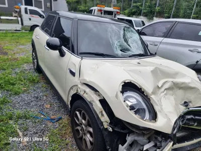 2019 MINI Cooper VIN: