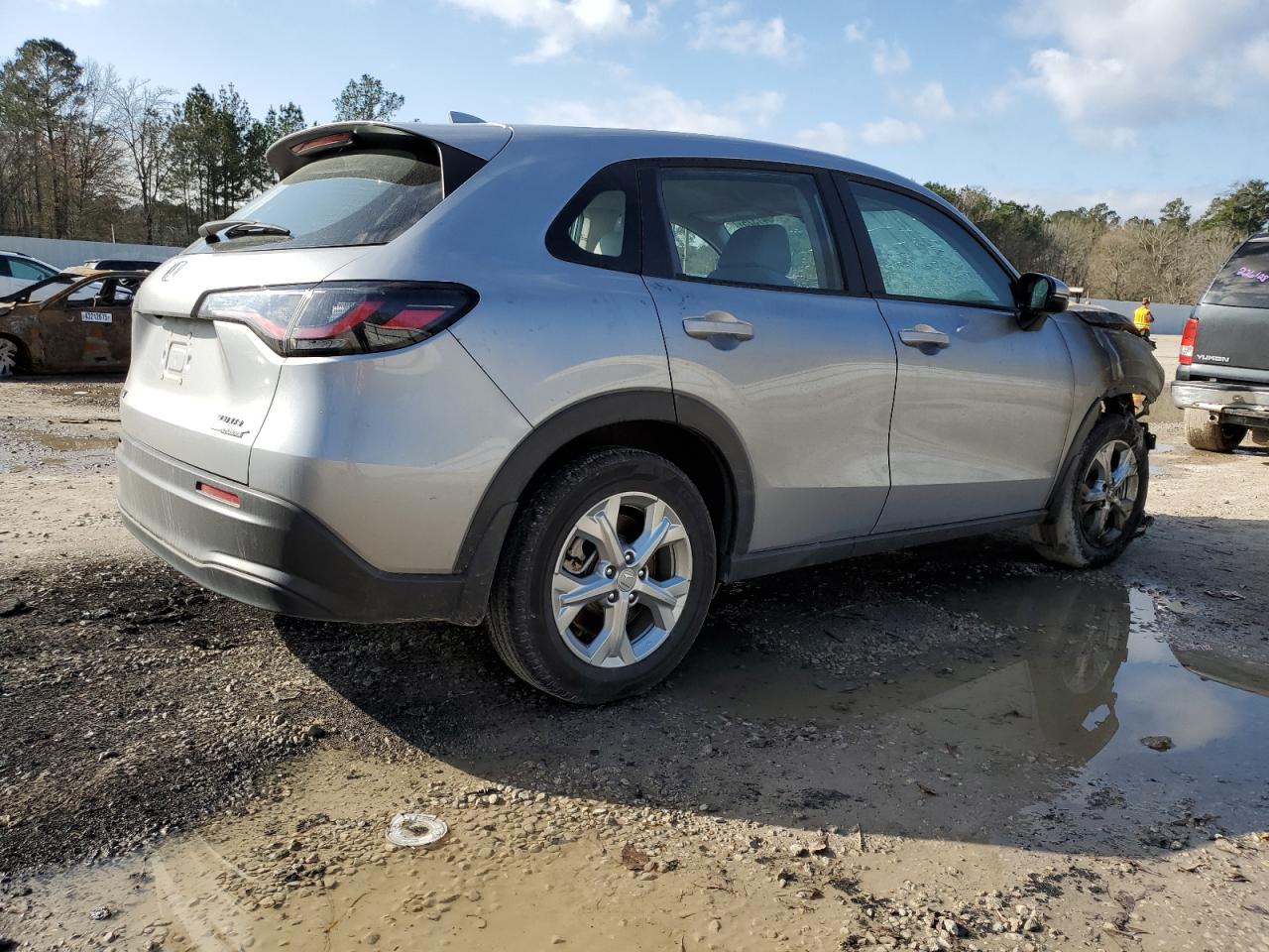 2023 HONDA HR-V LX VIN:3CZRZ1H34PM726947