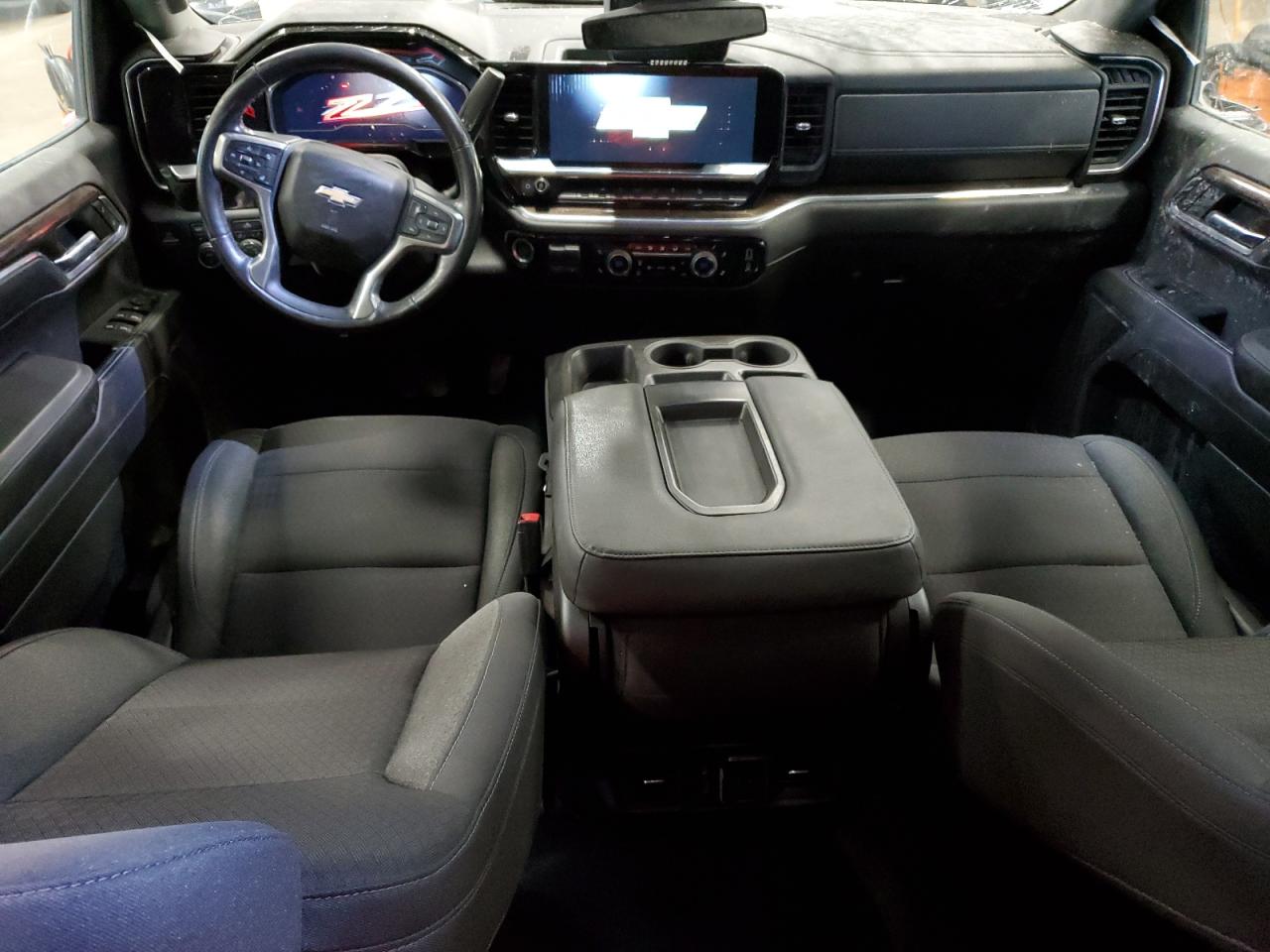 2022 CHEVROLET SILVERADO K1500 LT VIN:1GCUDDET3NZ599141