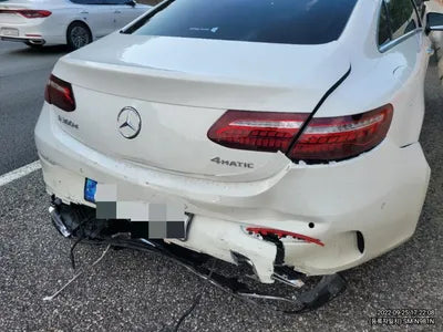 2022 Mercedes-Benz E 300 VIN: