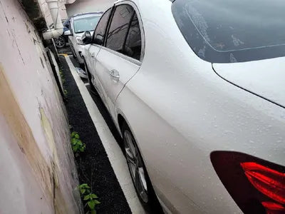 2016 Mercedes-Benz E 220 VIN: