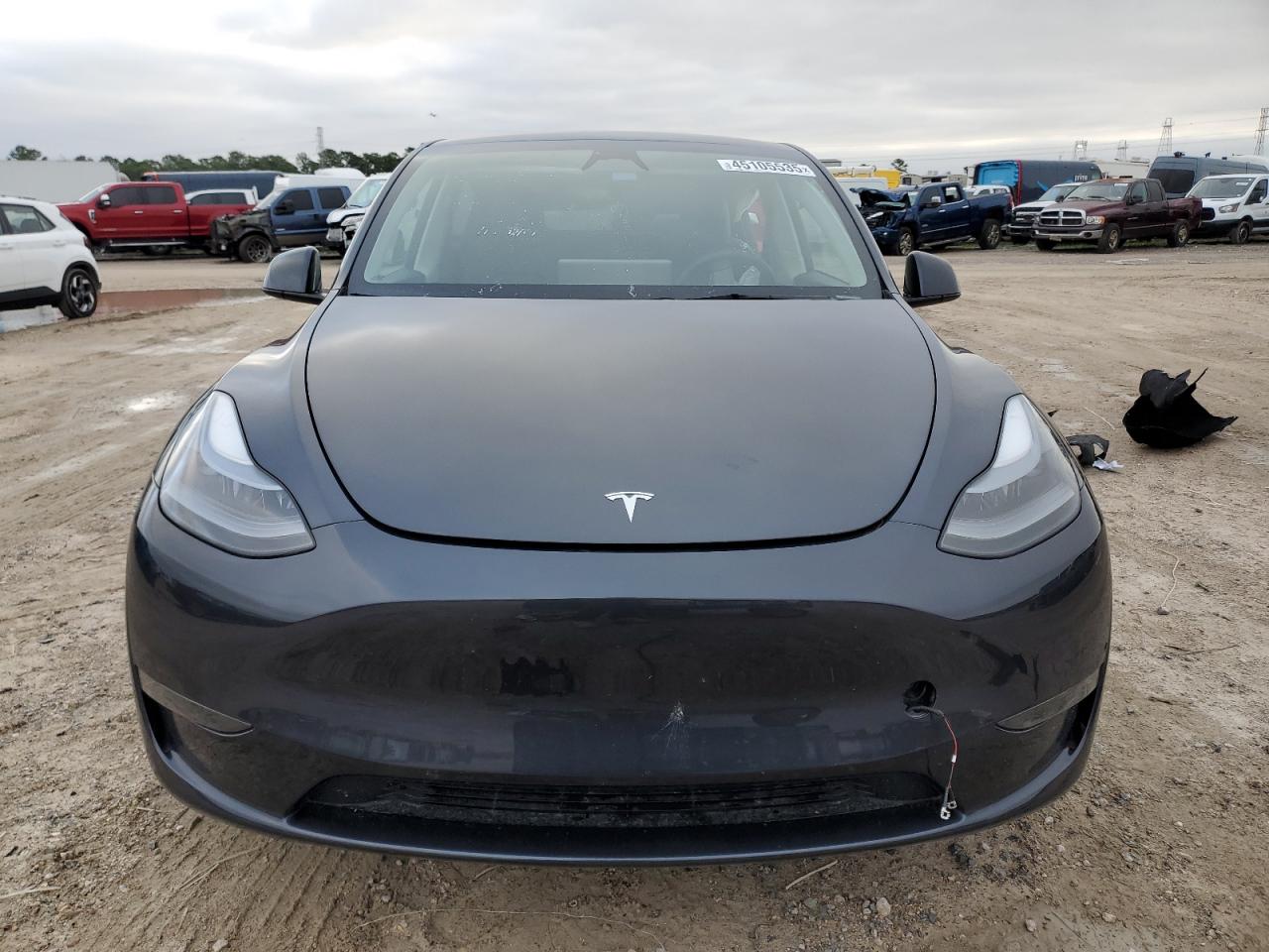 2024 TESLA MODEL Y  VIN:7SAYGDED9RA305643
